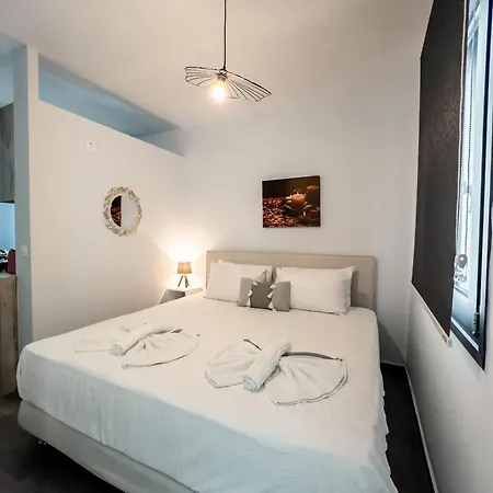 Of Peace - Town Private Appartement Zante