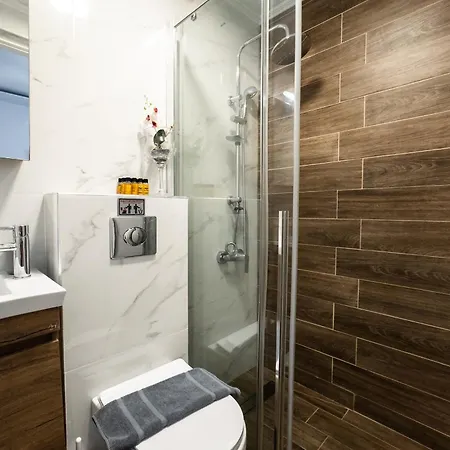 Of Peace - Town Private Apartment *